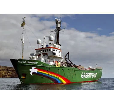 Greenpeace en acción.